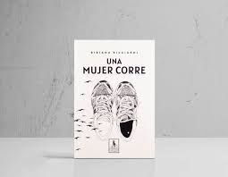 UNA MUJER CORRE